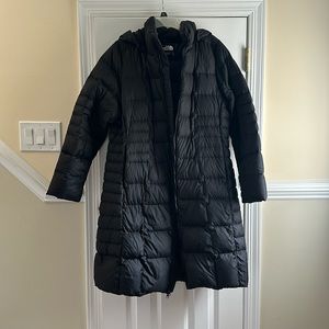 Women’s north face long puffer parka